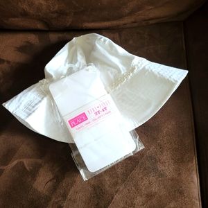 Toddler Summer Hat and White Stocking/Tights